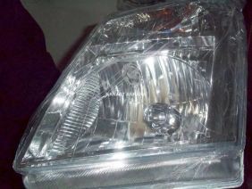 İsuzu Dmax 2004-2007 Far 
